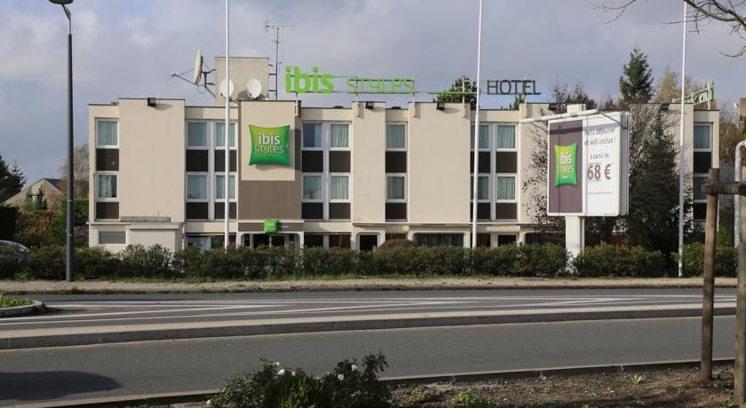 Отель Ibis Styles Orleans Ла-Шапель-Сен-Мемен Экстерьер фото