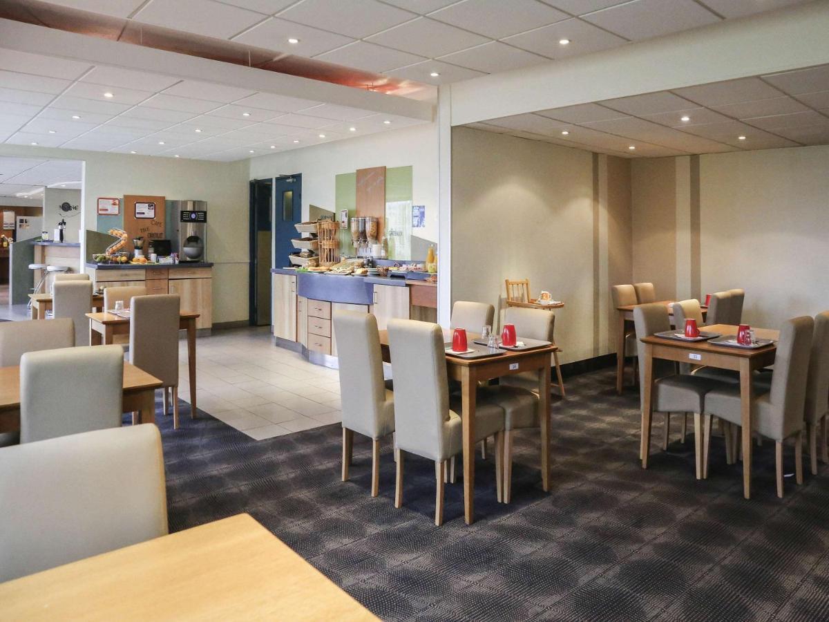 Отель Ibis Styles Orleans Ла-Шапель-Сен-Мемен Экстерьер фото
