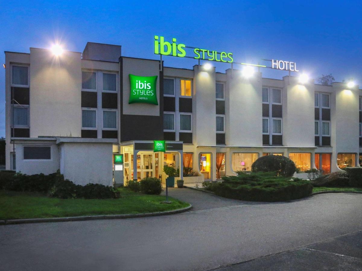 Отель Ibis Styles Orleans Ла-Шапель-Сен-Мемен Экстерьер фото
